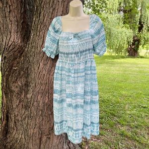 NWT Suzanne Betro peasant dress green and white Large